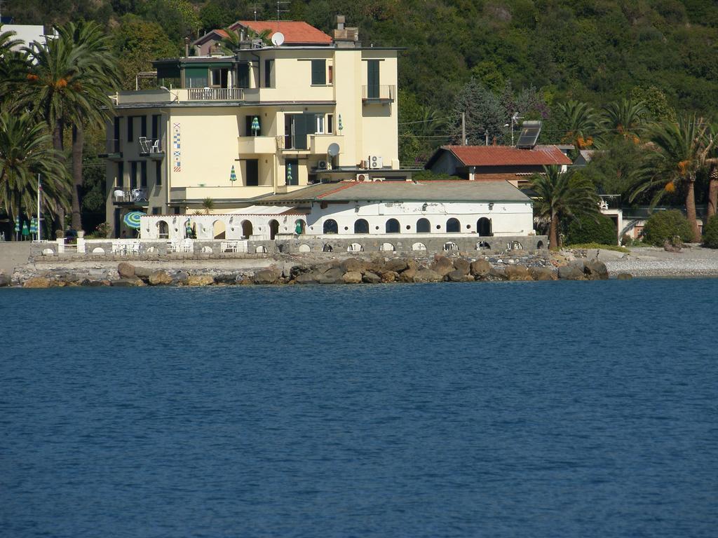 Residence Villa Miky Albenga Luaran gambar